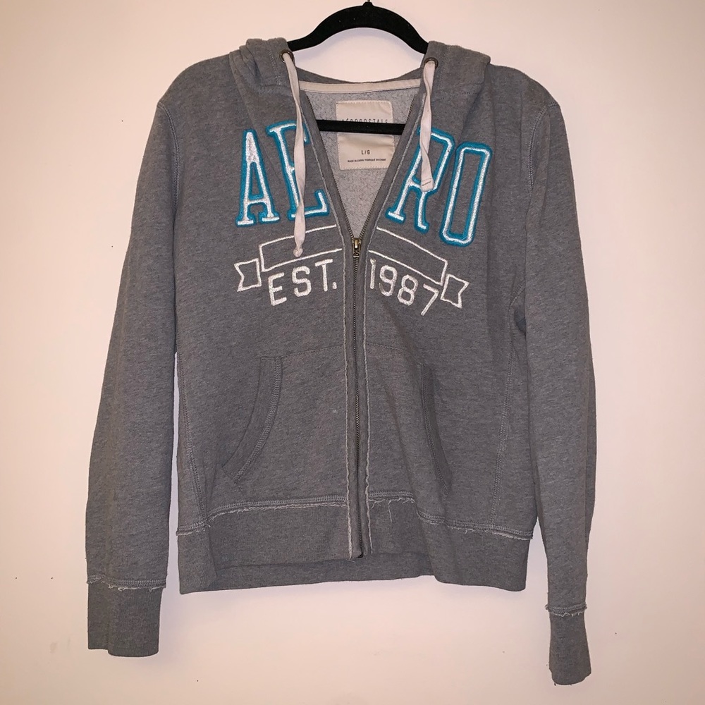 AEROPOSTALE Gray Sweatshirt